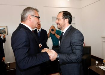 Hristodulidis: Müzakerelerin yeniden başlamasını görüşme sürecine giriyoruz