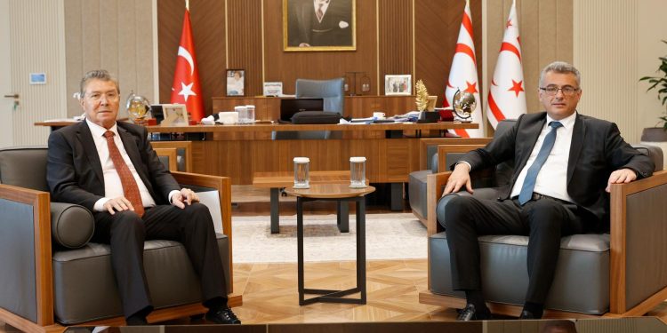 Cumhurbaşkanı Erhürman, Başbakan Üstel’i kabul etti