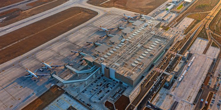 Ercan Havalimanı otoparkında fiyat artışı yapılmayacak