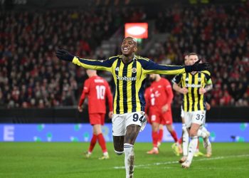 Fenerbahçe Avrupa'da rahat kazandı