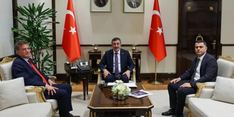 Arıklı: Hedef, Ercan’ı uluslararası uçuşa hazır hale getirmek