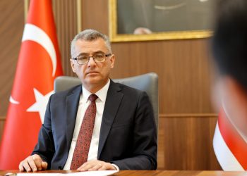 Erhürman: Türk Bayrağının İndirilmesi Kabul Edilemez Bir Provokasyondur