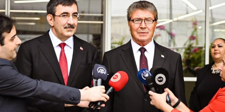 Cevdet Yılmaz adaya geliyor