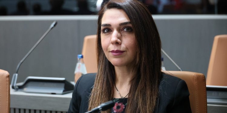 Kürşat: Emeği yok sayan, hukuku çiğneyen bu düzen sürdürülemez; erken seçim şart!