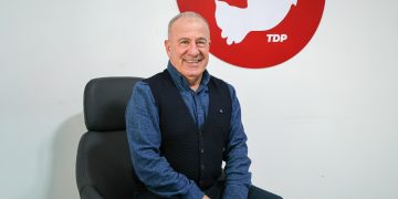 Yaylalı: Doktorlar da diğer kamu görevlileri gibi yasaya tabidir