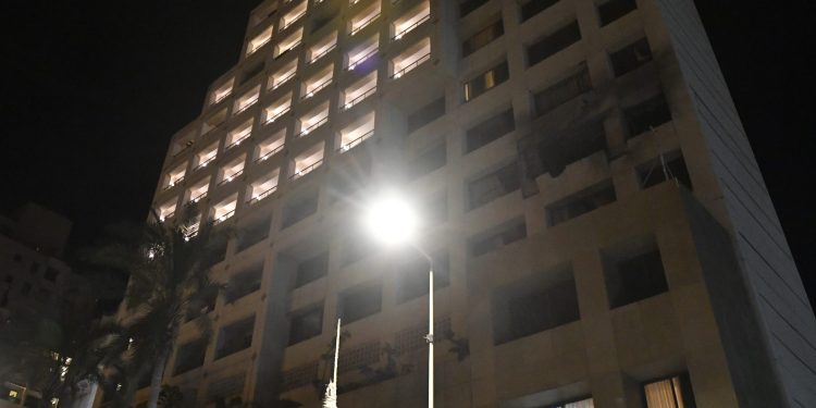 İsrail’in Beyrut’ta bir otele düzenlediği saldırılar devam ediyor