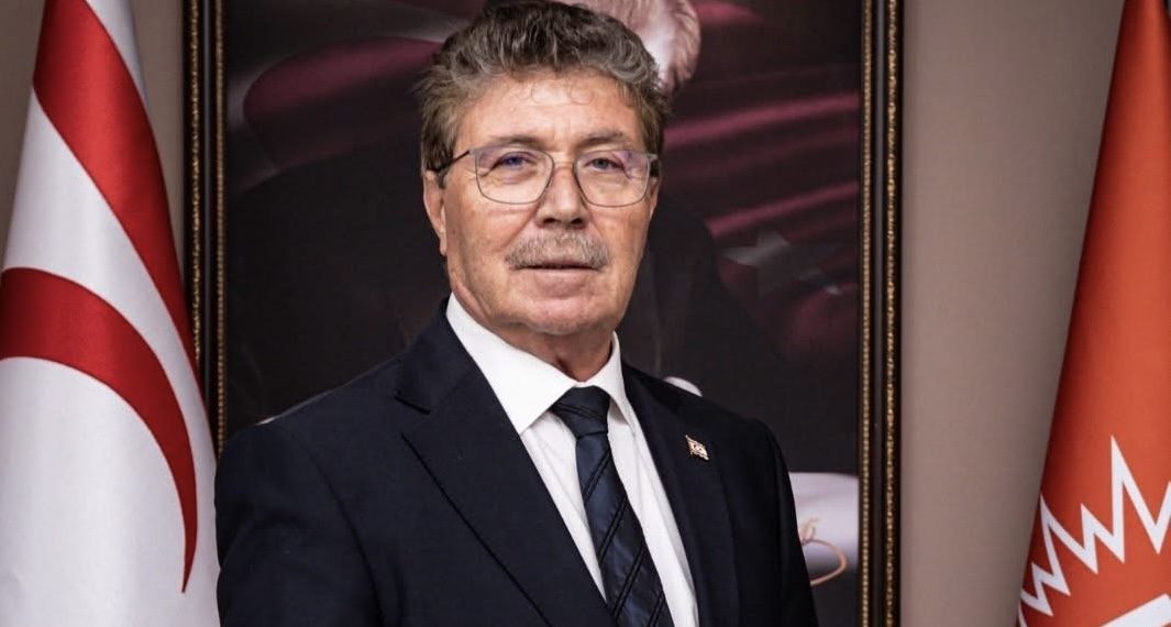 Başbakan Üstel: “Kıbrıs’ta Türk varlığı ebedi…Türkiye’nin ve Türk askerinin adadan ayrılması hayal dahi edilmez”