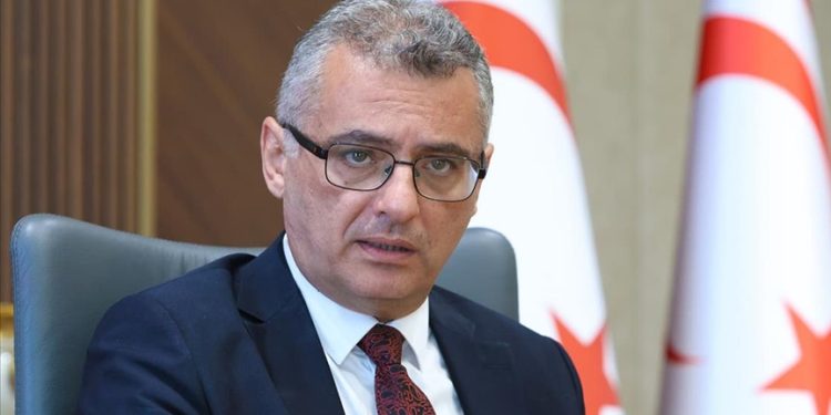 Deniz altından kabloyla elektrik bağlantısı Kıbrıs-Türkiye-Yunanistan arasında kurulmalı