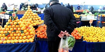 KTAMS: Dört kişilik bir ailenin açlık sınırı 38 bin 314 TL, yoksulluk sınırı 206 bin 656 TL