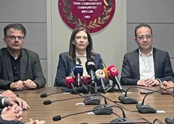 Çağrımız çok net; tasarılar geri çekilsin, diyalog kurulsun ve erken seçim tarihi belirlensin