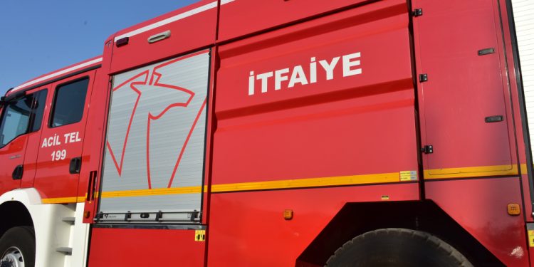 Haspolat’ta ev yangını