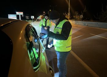 Ülke genelinde 293 sürücü rapor edildi, 37 araca trafikten men…