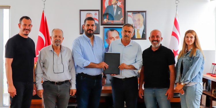 Gazimağusa’da kanalizasyon hatları yapım işleri ihalesinde imzalar atıldı