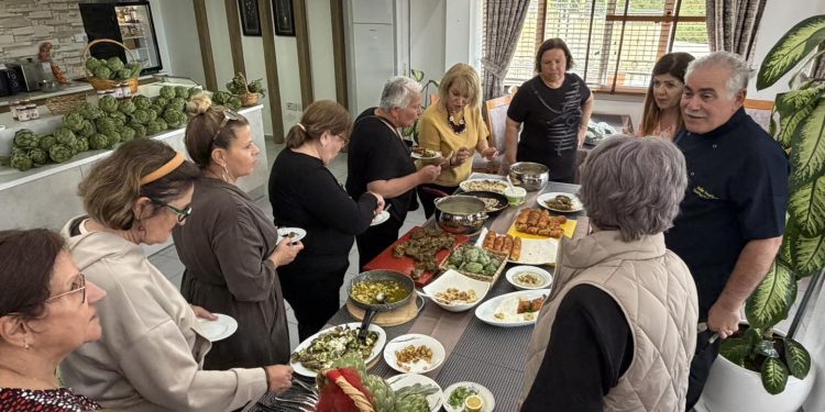 Güzelyurt Belediyesi’nin ürettiği enginarlar gastronomi etkinliğinde kullanıldı