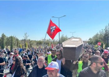 Sendikalar genel grevi askıya aldı: Meclis’in HP gündemiyle açılması halinde grev başlatılacak