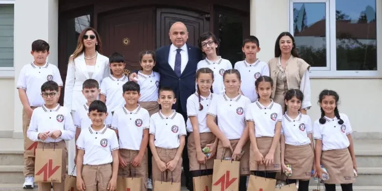 Başçeri öğrencileri kabul etti: Geleceğin teminatı sizlersiniz