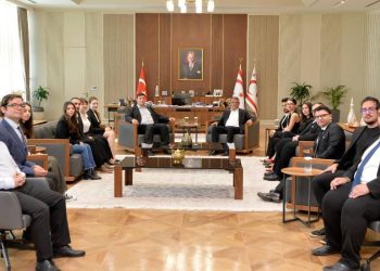 Cumhurbaşkanı Erhürman, Gençlik Federasyonu heyetini kabul etti