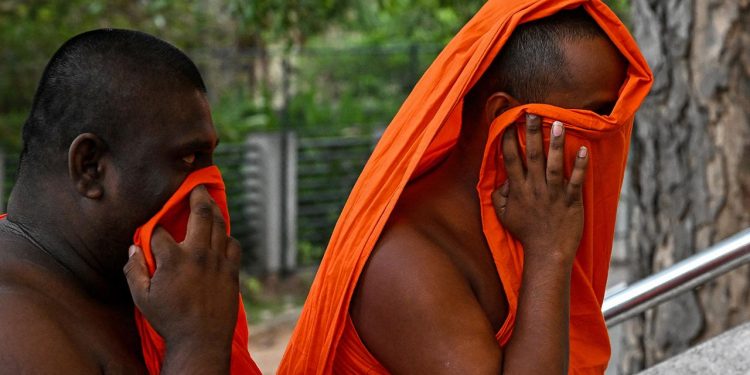 Rahiplerin valizinde 110 kilo uyuşturucu çıktı