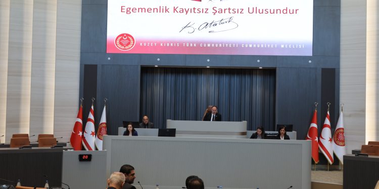 Genel Kurul yasama göreviyle toplandı