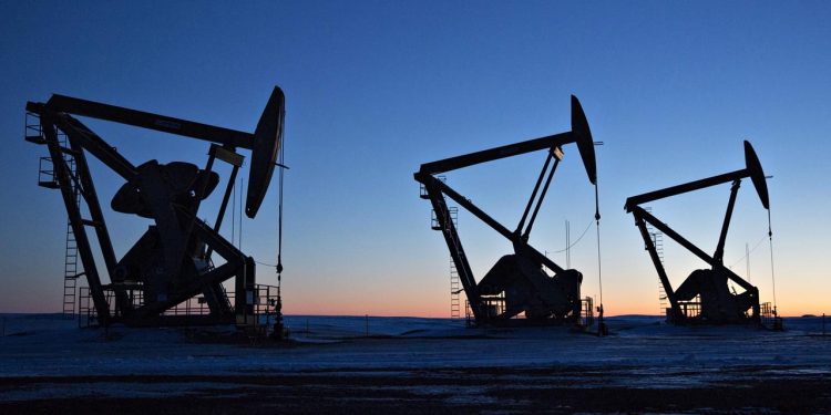 Brent petrolün varili 114 dolardan işlem görüyor