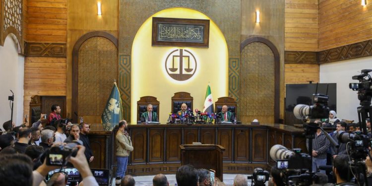 Suriye’de Beşşar Esed ve kardeşi Mahir hakkında gıyabi yargılama başladı