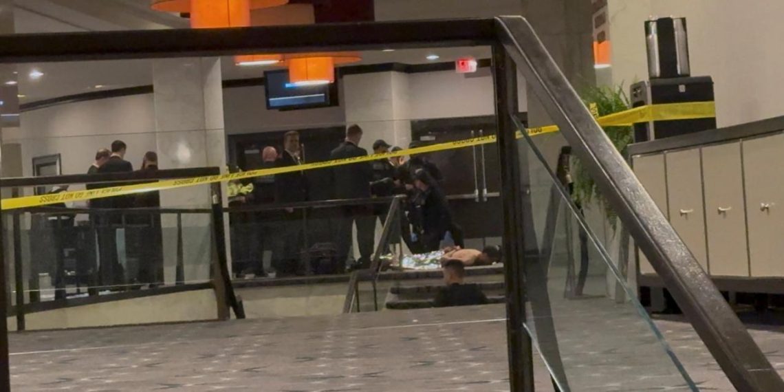 Trump’ın katıldığı yemekteki silahlı saldırının şüphelisinin kimliği tespit edildi