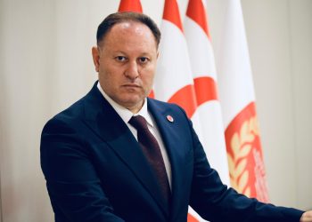 Öztürkler: Fransa sömürgeci geçmişiyle Kıbrıs Türk halkını yok sayamaz