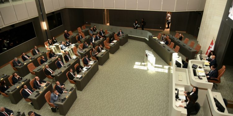 Meclis yasama göreviyle toplanacak