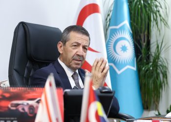 Bakan Ertuğruloğlu TRT’nin 62. kuruluş yıl dönümünü kutladı