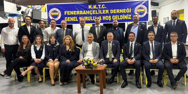 KKTC Fenerbahçeliler Derneği’nde Tolga Ahmet Raşit yeniden başkan seçildi
