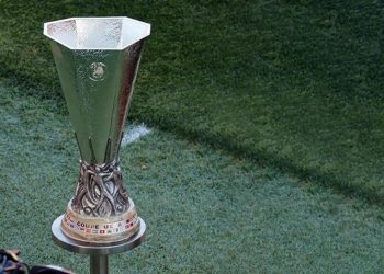 UEFA Avrupa Ligi kupası İstanbul’da sahibini bulacak
