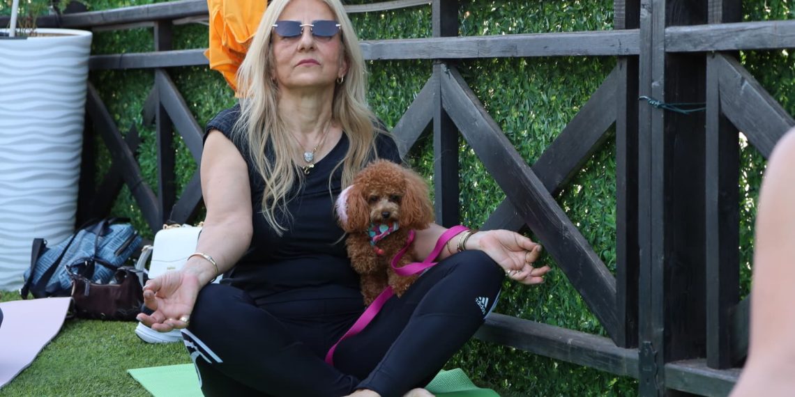 Lefkoşa’da “Patili Yoga Buluşması” yoğun ilgi gördü