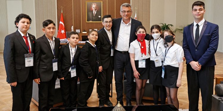 LÖSEV kahramanları Kıbrıs’ta devletin zirvesinde