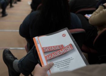 UBP Siyaset Akademisi’nden önemli çalıştay