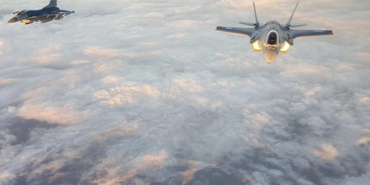 ABD-İran geriliminin sürdüğü Orta Doğu’da, ABD askeri yakıt ikmal uçaklarının hareketliliği arttı