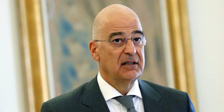 Dendias’tan Türk savunma sanayii itirafı: Her türlü takdiri hak ediyor