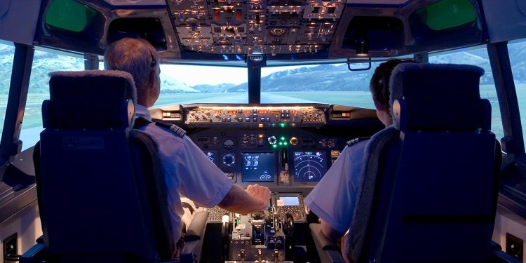 Denver Havalimanı’nda pistteki yayaya uçak çarptı