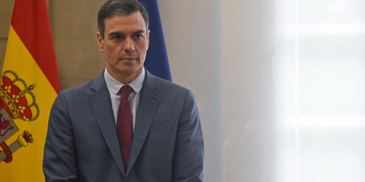 İspanya Başbakanı Sanchez’in uçağı Ankara’ya acil iniş yaptı