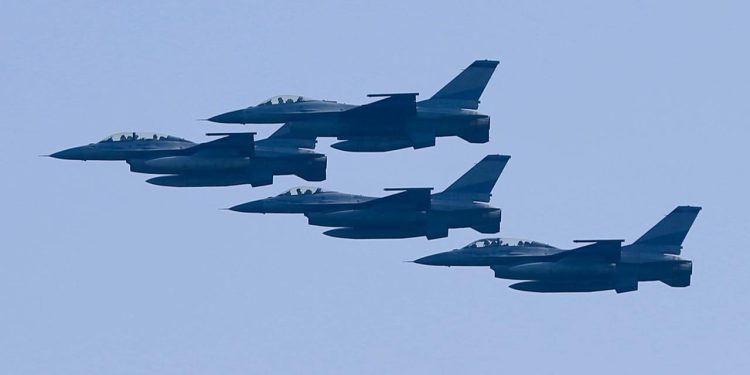 ABD ordusundan hava gösterileri kazalarında 136 milyon dolarlık kayıp