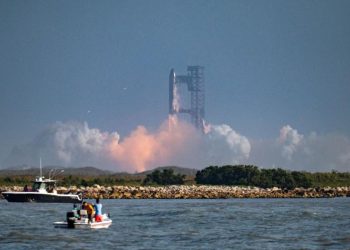 SpaceX’e toplu dava: Evlerimiz zarar gördü
