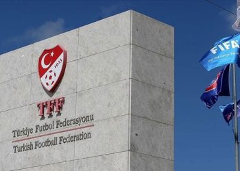 Maçlara pankartla çıkılması yasaklandı