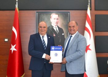 Değirmenlik-Akıncılar Belediyesi ile Onbeş Kasım Kıbrıs Üniversitesi eğitim protokolü imzaladı