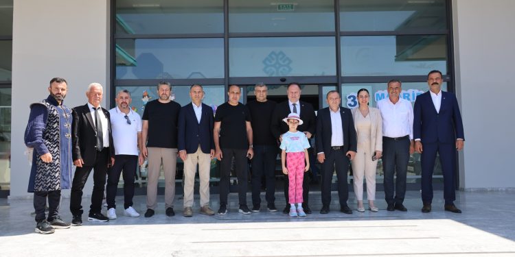 Öztürkler: Nitelikli eğitim, nitelikli nesiller yetiştirmekle gerçekleşir