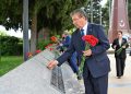 Üstel, Haydar Aliyev’in anıt mezarını ziyaret etti