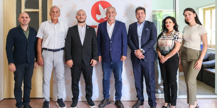 TAM Parti heyeti, Toplumcu Demokrasi Partisi’ni ziyaret etti
