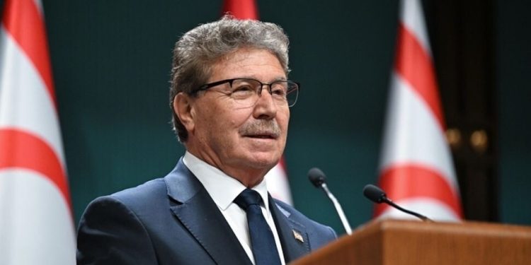 Başbakan Üstel’den finale yükselen Milli Takıma tebrik