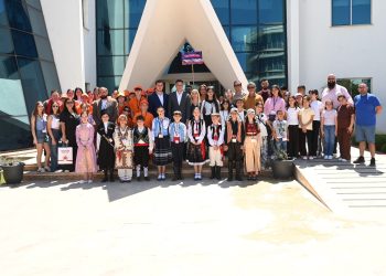 FOGEM heyetlerinden Akdeniz Parkı’na anlamlı hediye