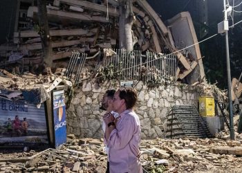 Dünyanın farklı bölgelerinde son 24 saatte 4 büyük deprem meydana geldi