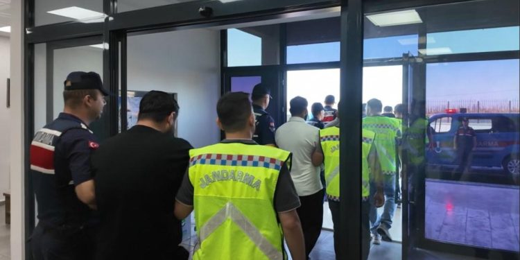Organize suç örgütlerine operasyon: 549 şüpheli gözaltına alındı