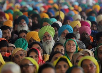 Hindistan tarihinde bir ilk: Doğum oranları geriledi
